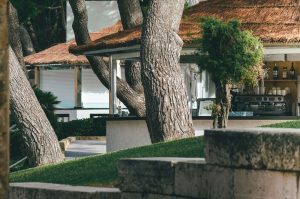 ¿Quieres conocer la importancia del mantenimiento en las casas de lujo? En este artículo te lo contamos. Property care en Mallorca.